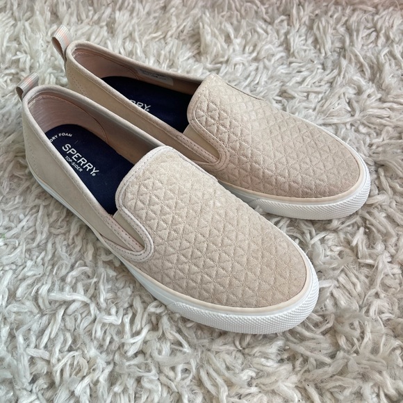 Sperry‎ Seaside quilted tan suede sneakers - Picture 2 of 8